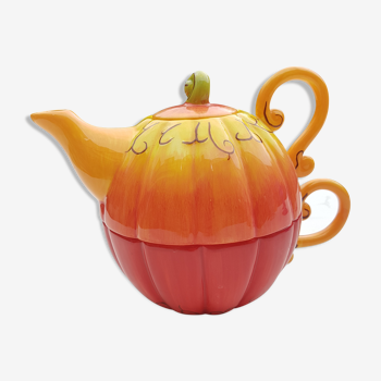 Pumpkin teapot