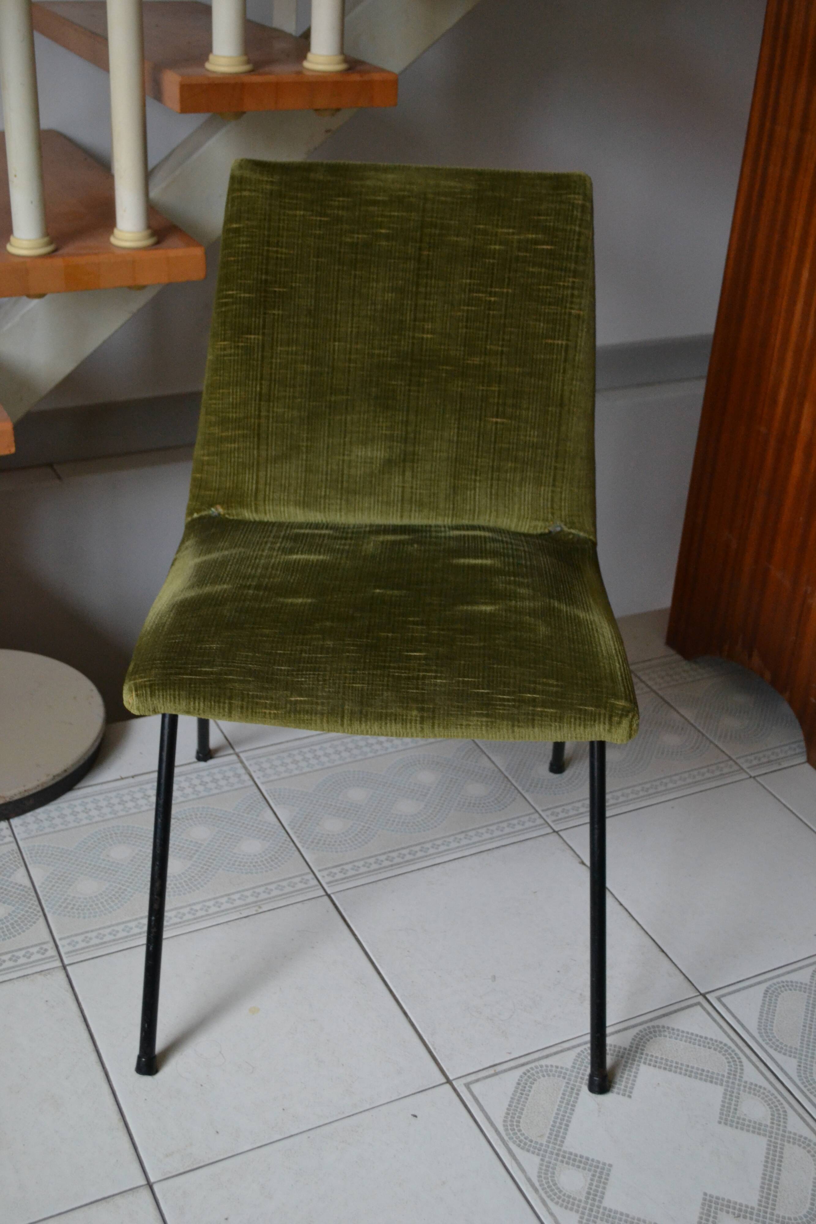 Pierre Paulin chair for 50s TV furniture