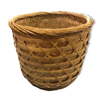 Vintage wicker basket