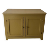 Small whisky-colored buffet