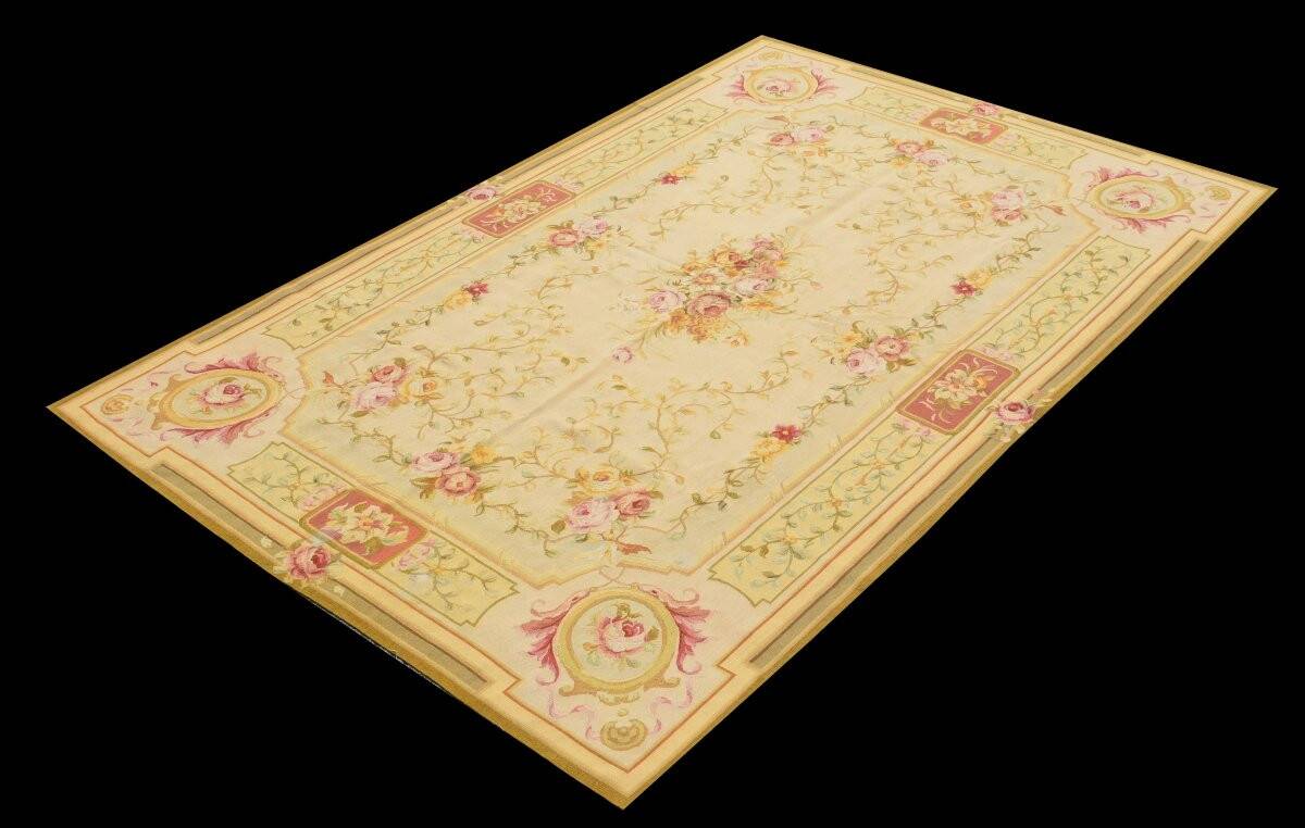 Handmade Aubusson style rug - 180 x 278 cm "Galerie Sardje"
