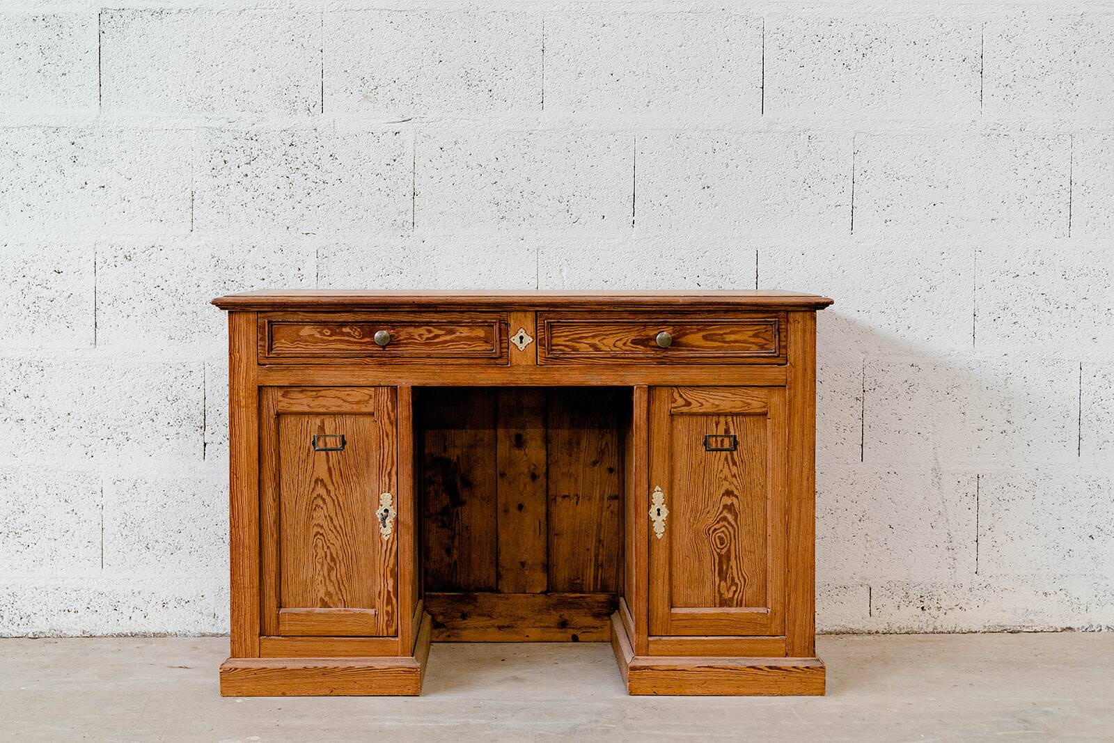 Bureau vintage en bois