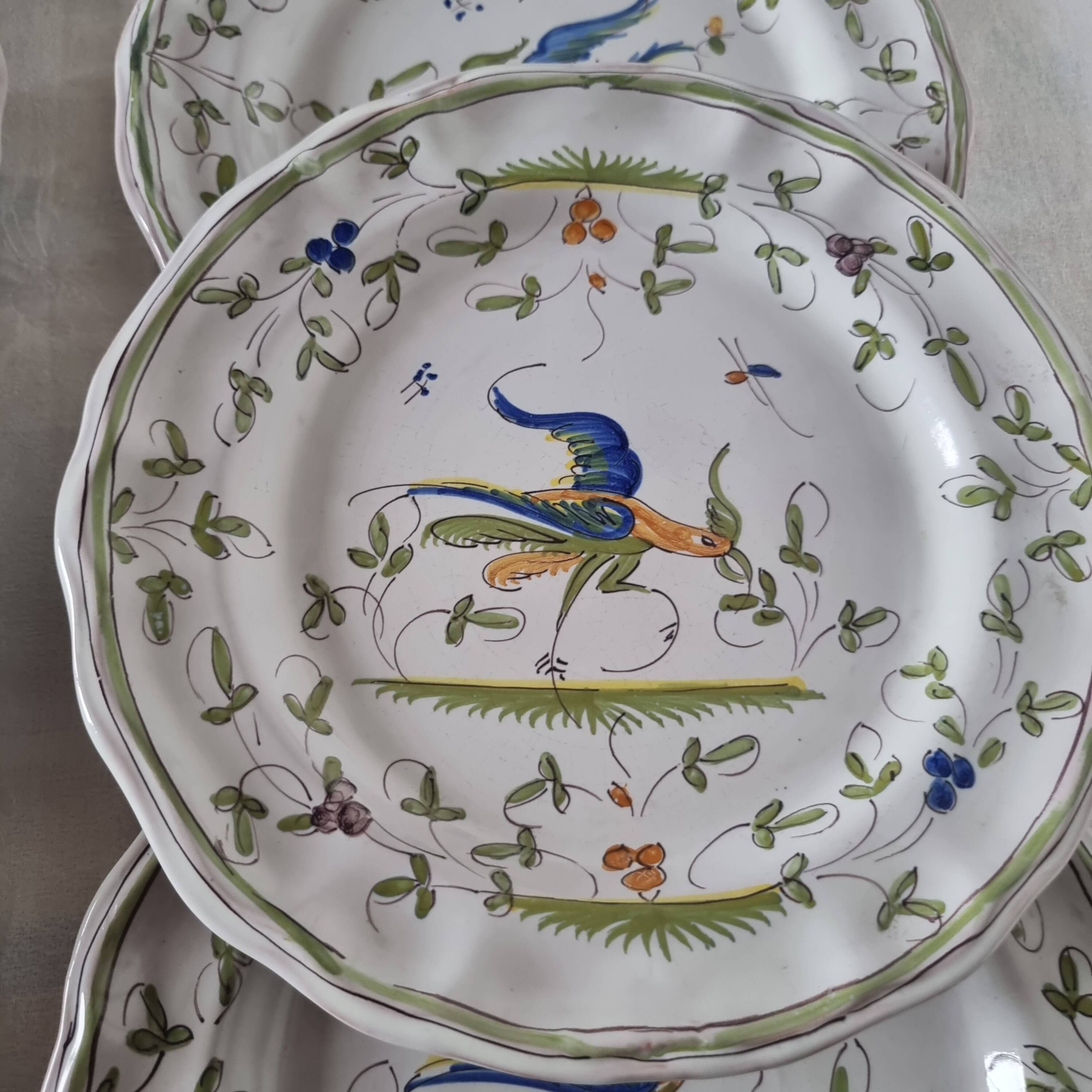 Set of 6 plates in French earthenware or painted Moustiers ceramic