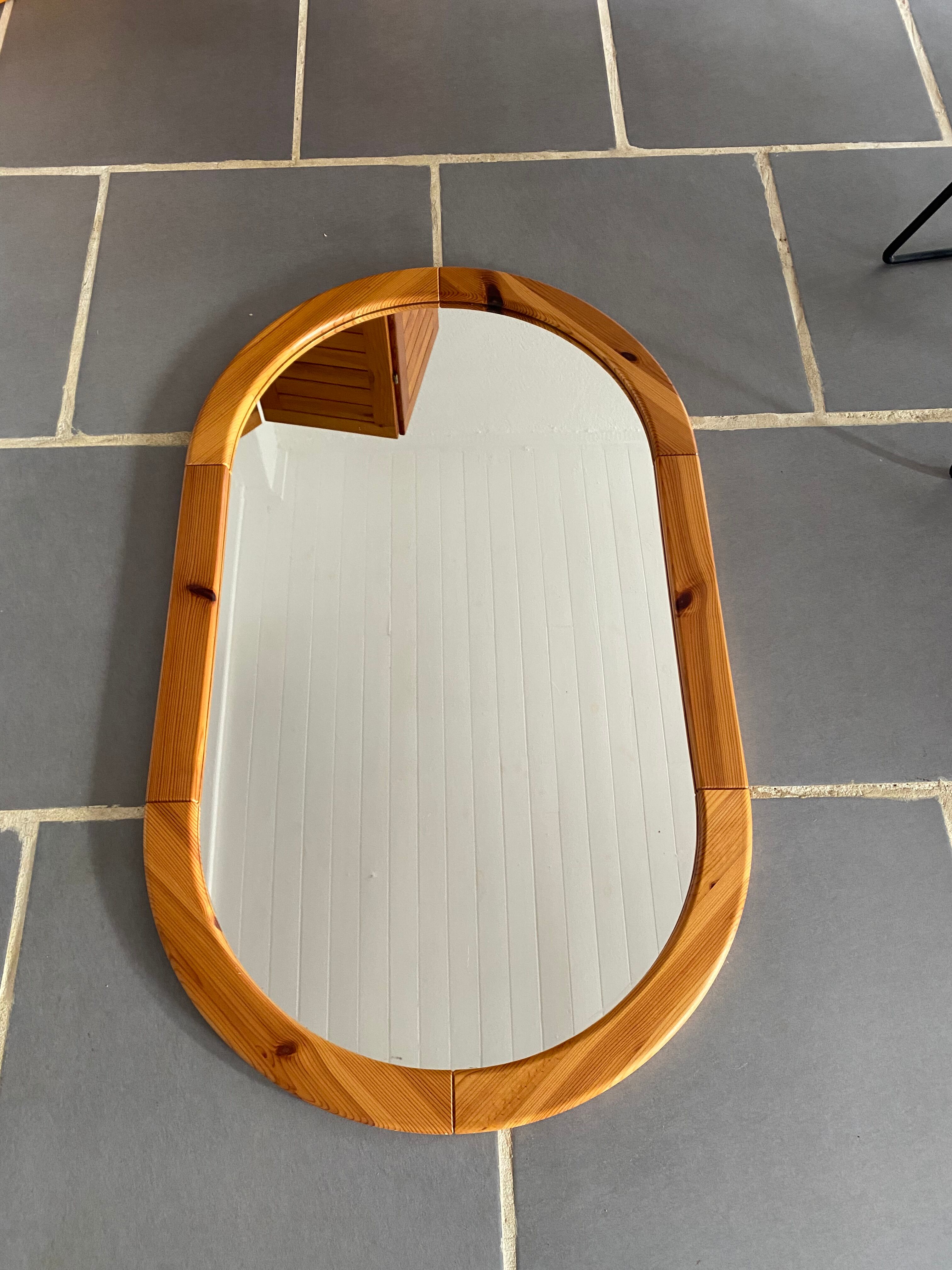 Oval mirror in vintage pine, 100x60 cm