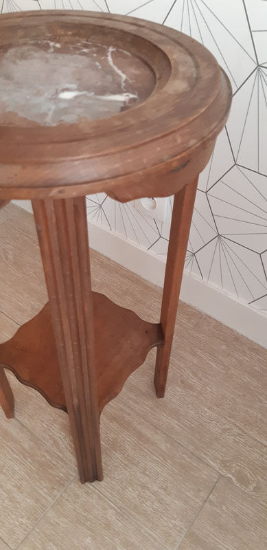 Sellette vintage années 50 en noyer clair et marbre.