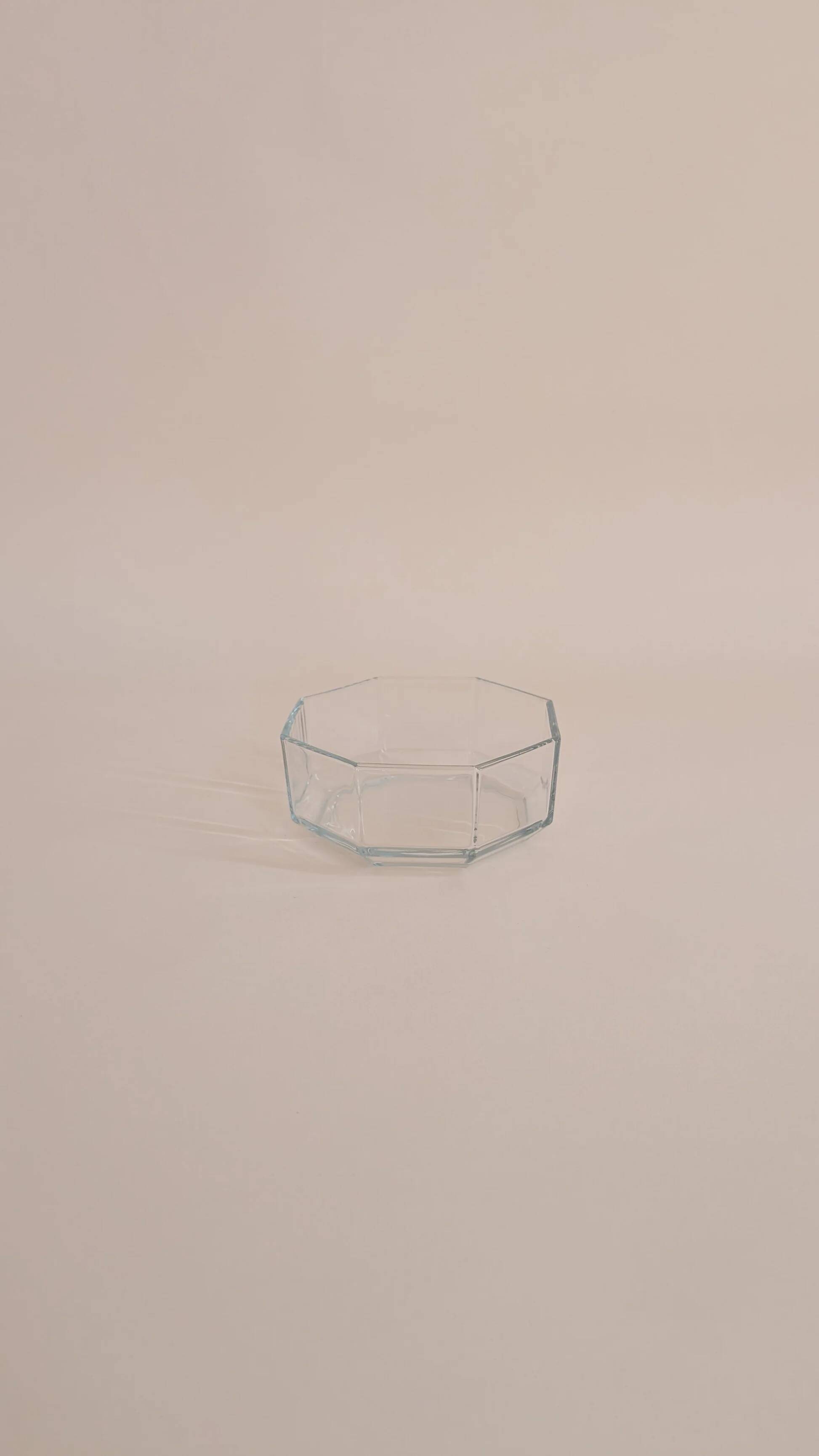 Coupelle en verre octogonale