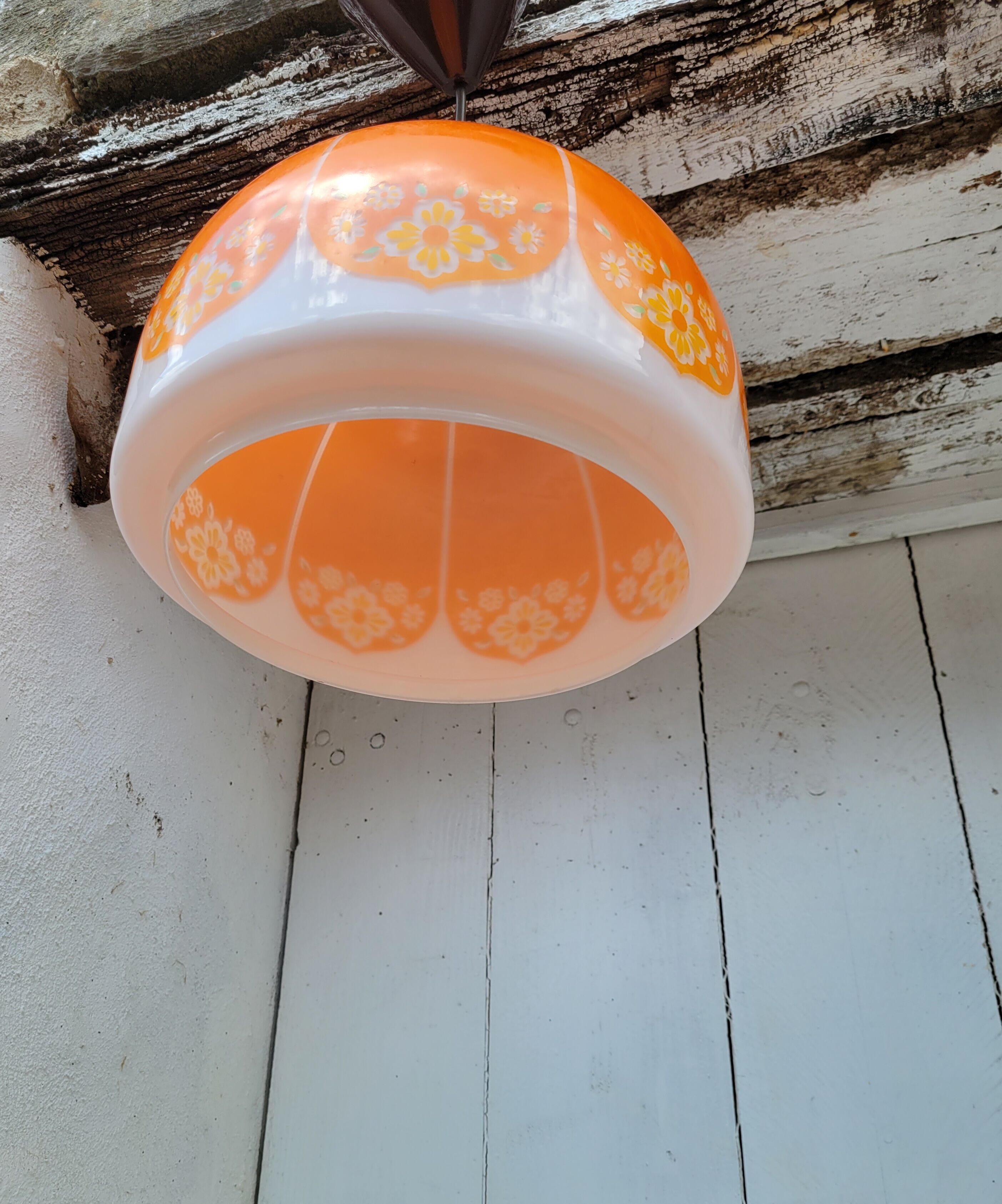 Orange opaline suspension