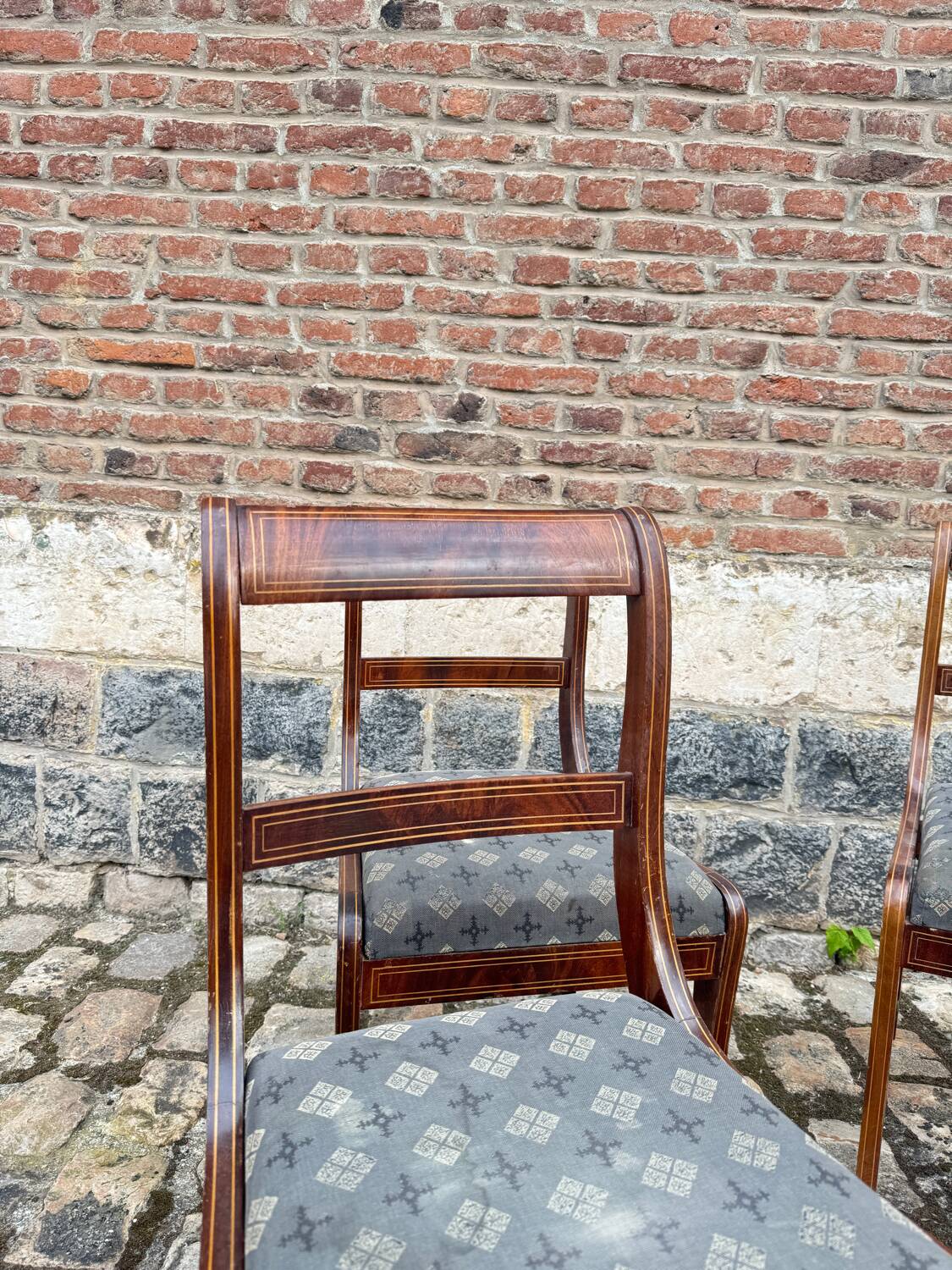 Suite De Quatre Chaises De Salle à Manger En Acajou D’époque Charles X XIX Eme Siècle