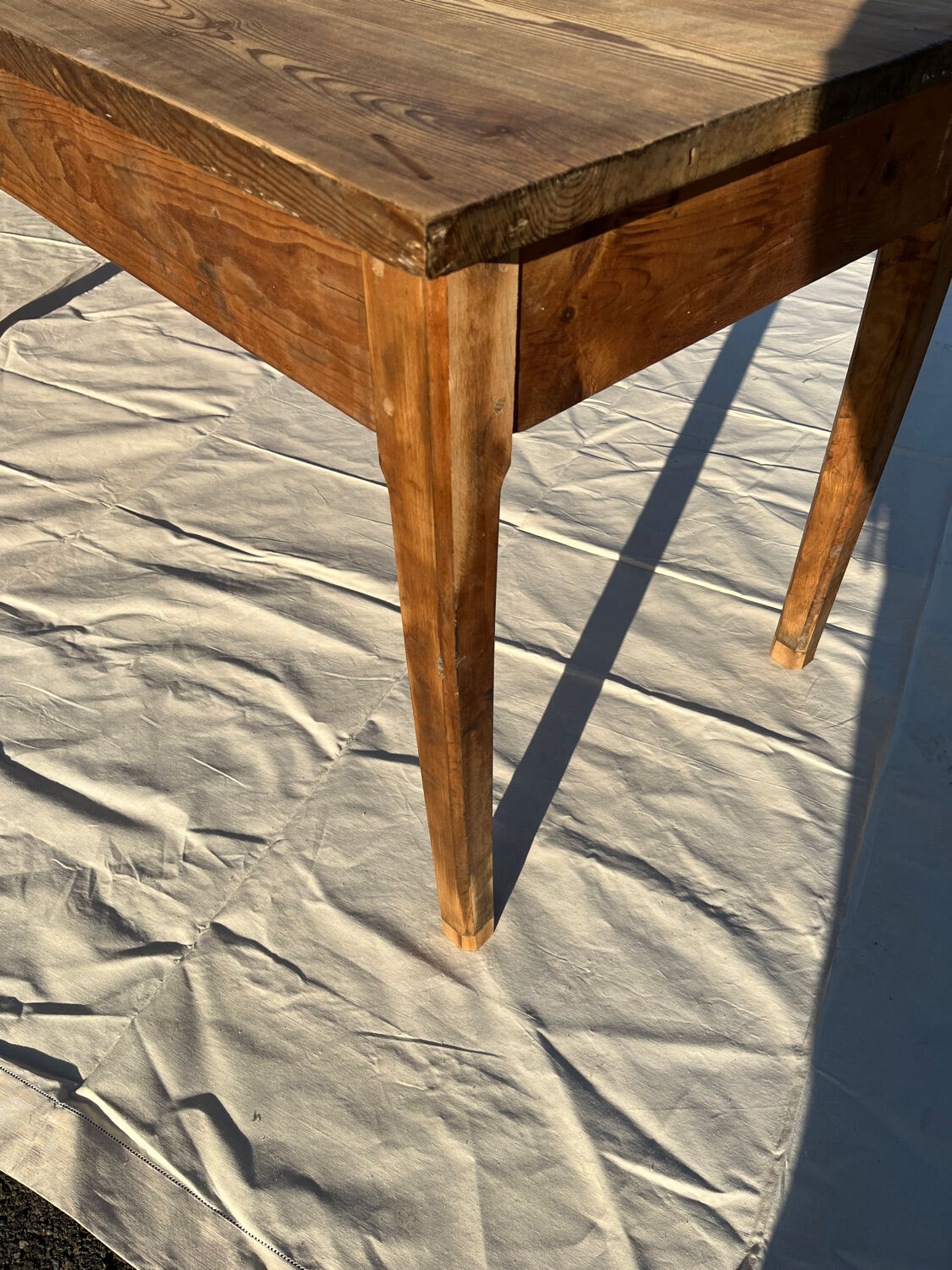 Farmhouse table