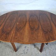 Table ronde extensible Art déco des années 1950, rénovée.
