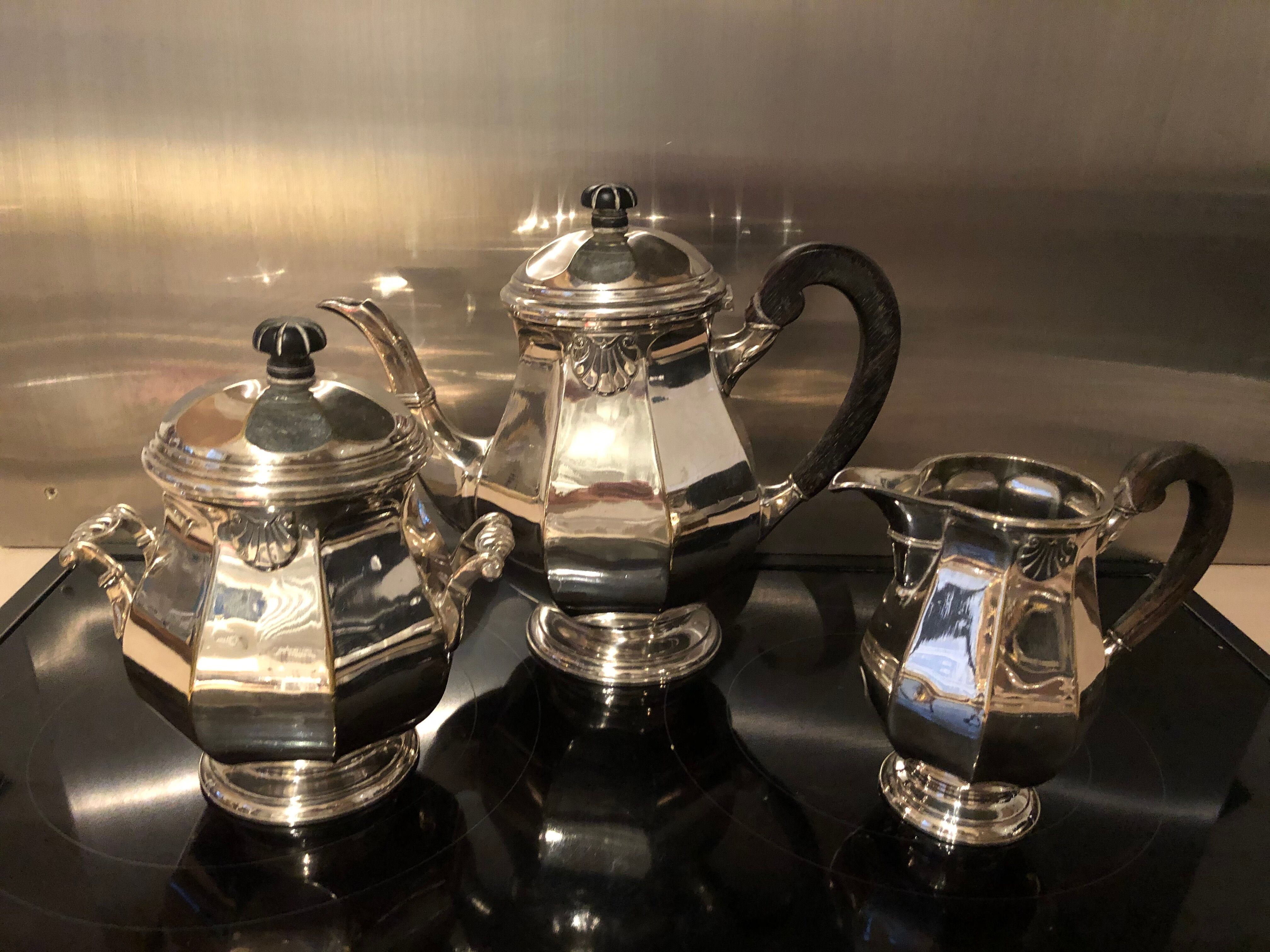 Silver metal tea service