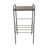 Table d'appoint moderniste