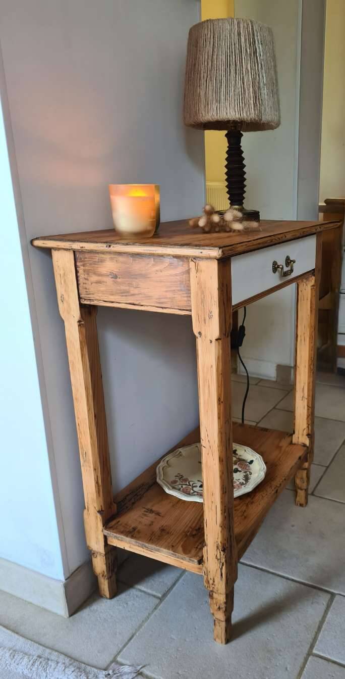 Country chic console side table