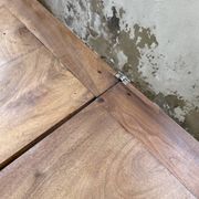 Table de ferme noyer plateau pivotable à allonges