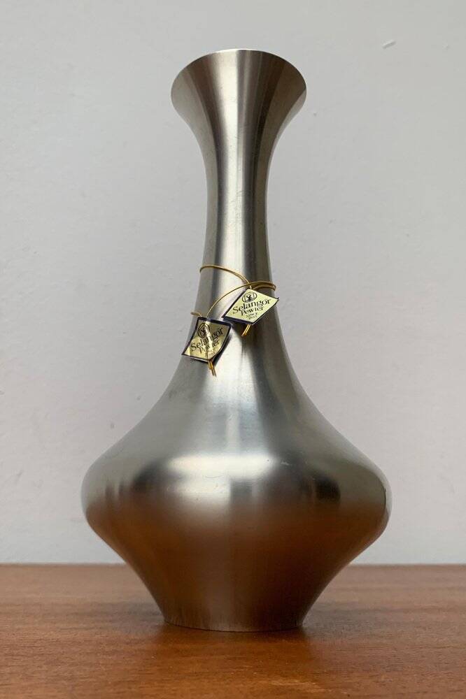 Vintage metal vase from Selangor Pewter