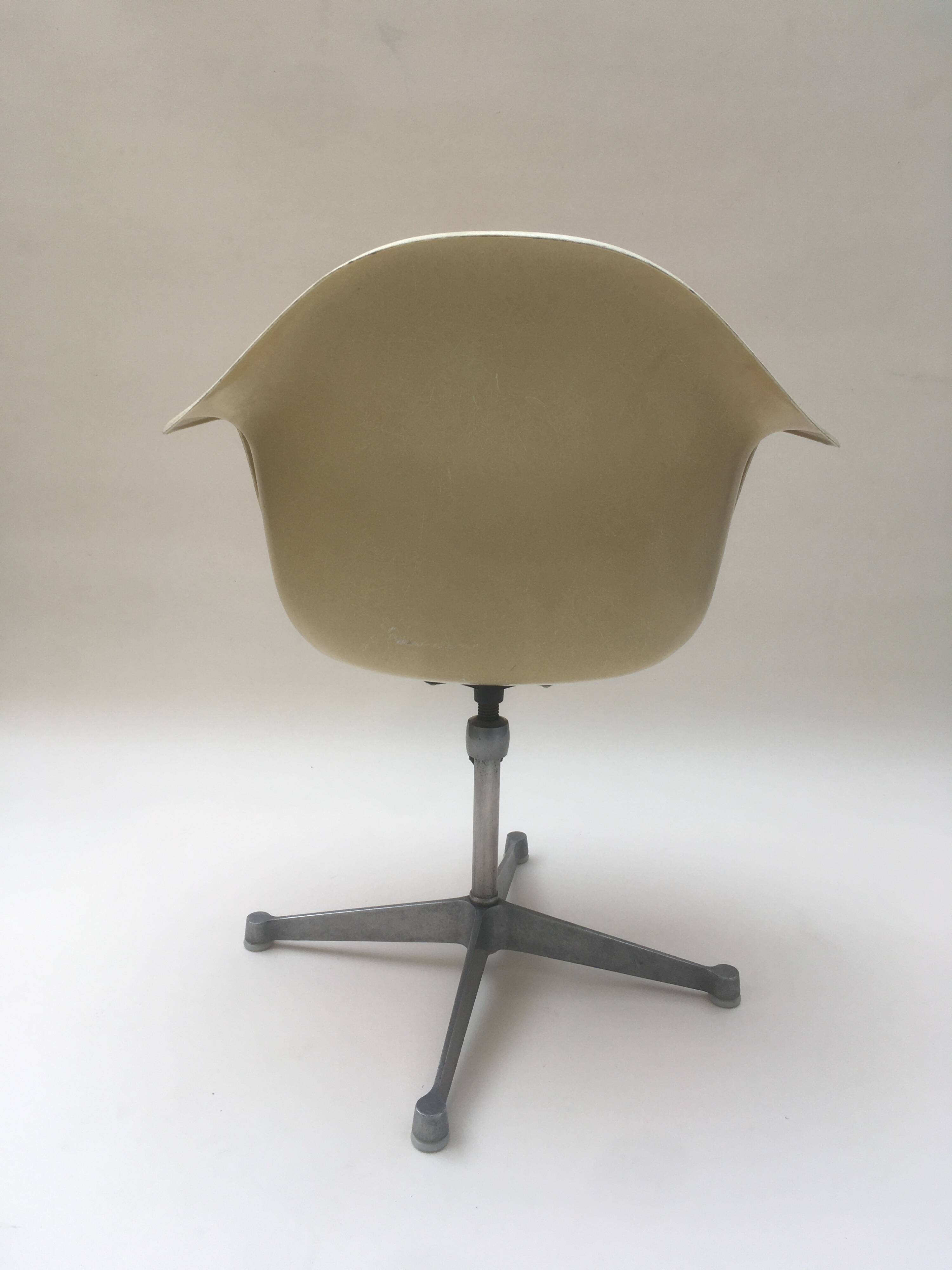 Charles & Ray Eames PACC armchair for Herman Miller
