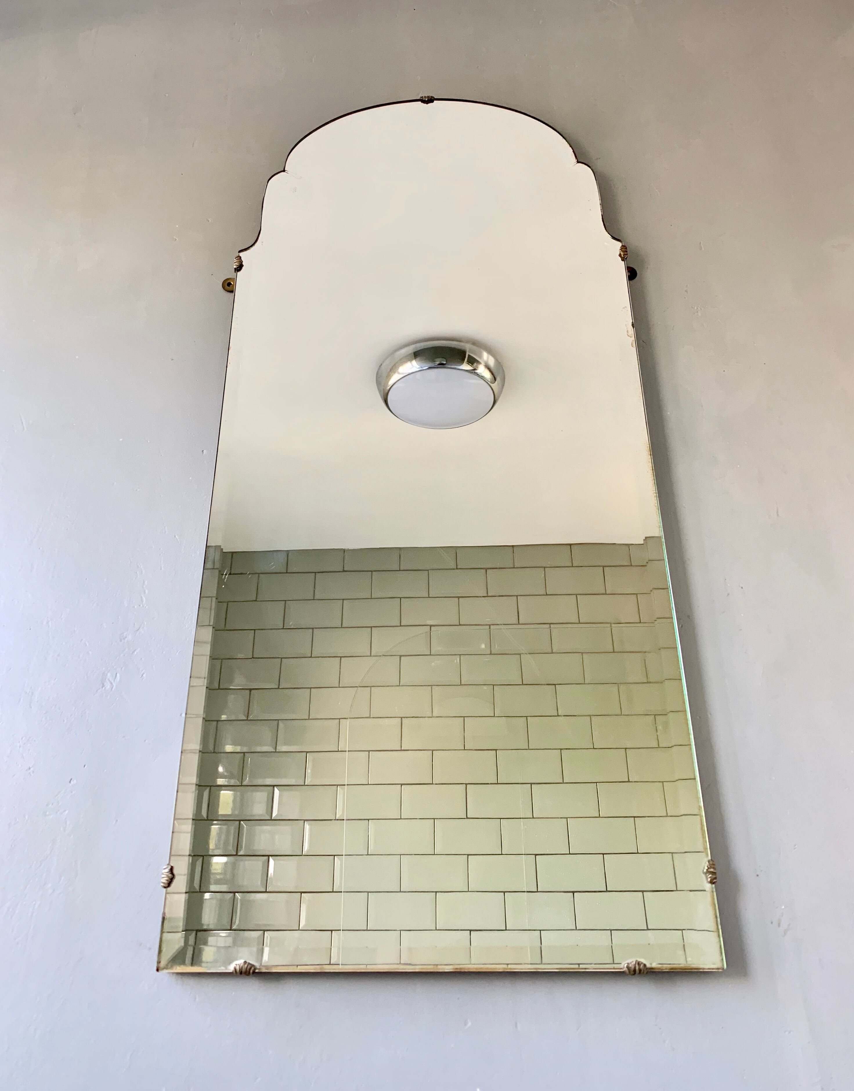 Wall mirror queen anne style