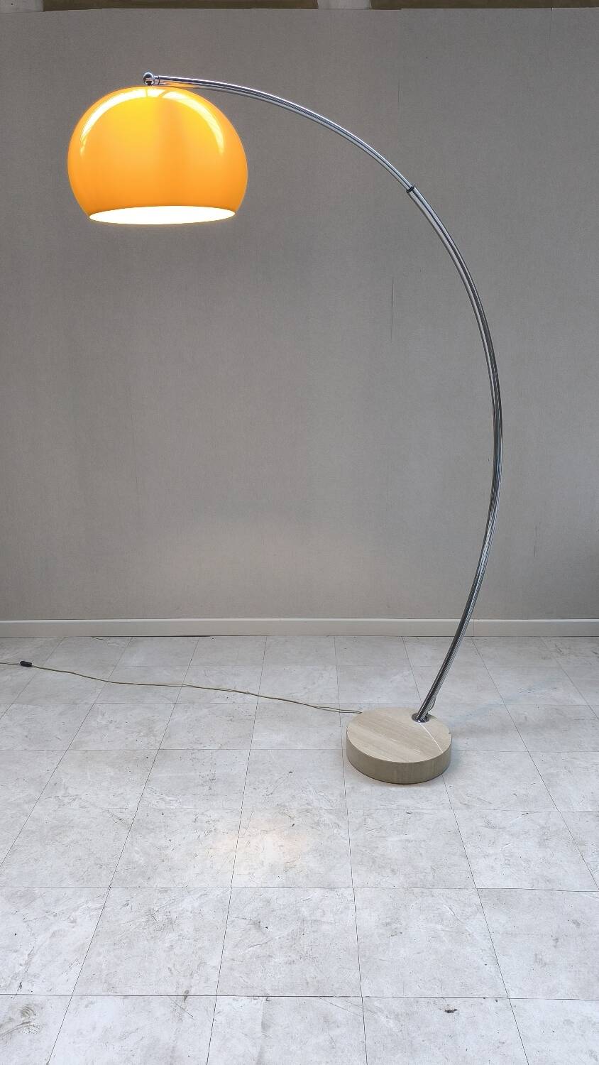 Arc floor lamp by Harvey Guzzini 70s