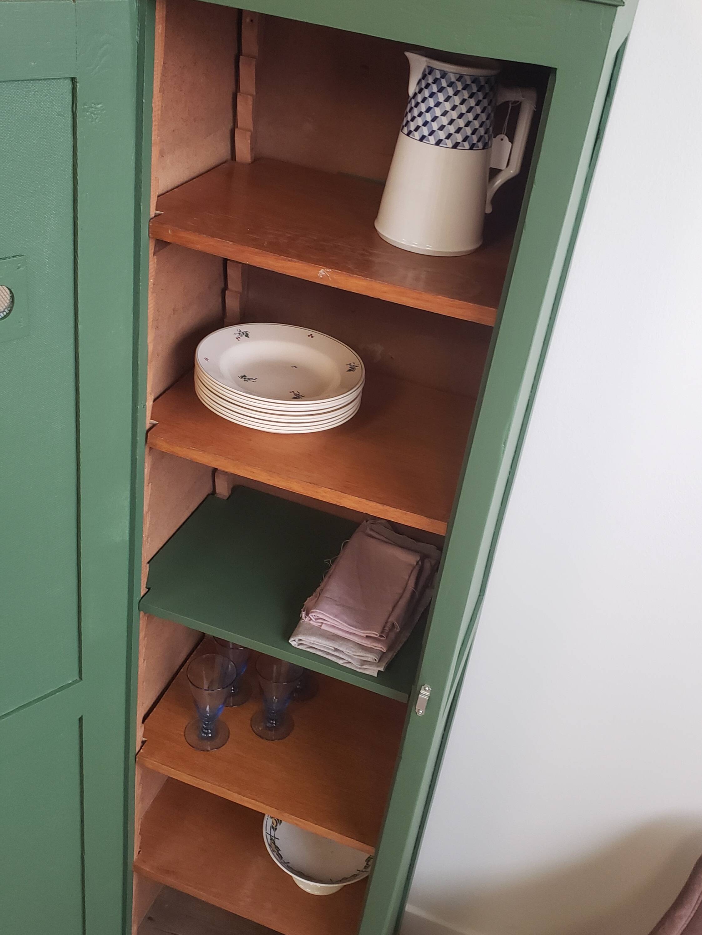 Armoire vestiaire vintage