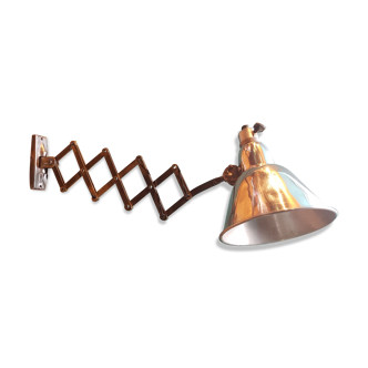 Workshop accordion mazda lamp