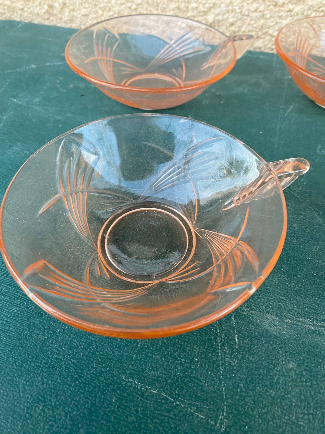 Set of 4 Art Deco cups