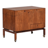 Leif Alring Cabinet de Bar en Bois de Rose Danois du Milieu du Siècle