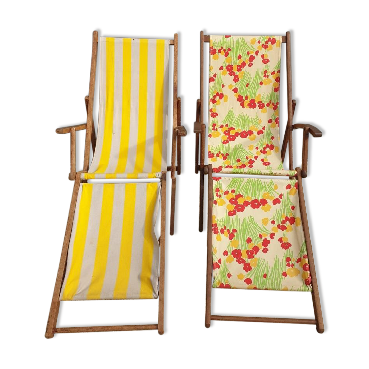 Chilean duo vintage wooden deckchairs with footrest