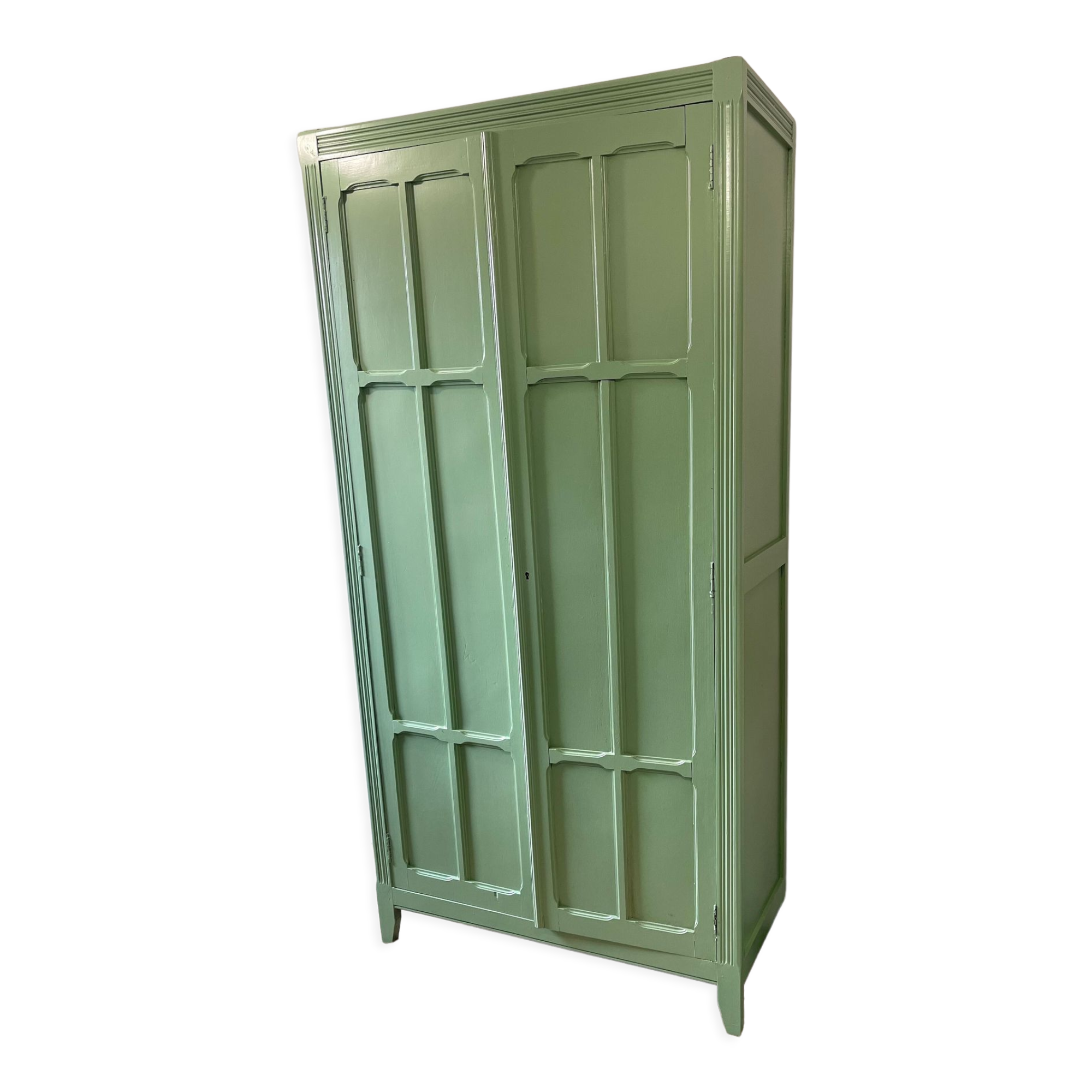 Authentic Parisian wardrobe