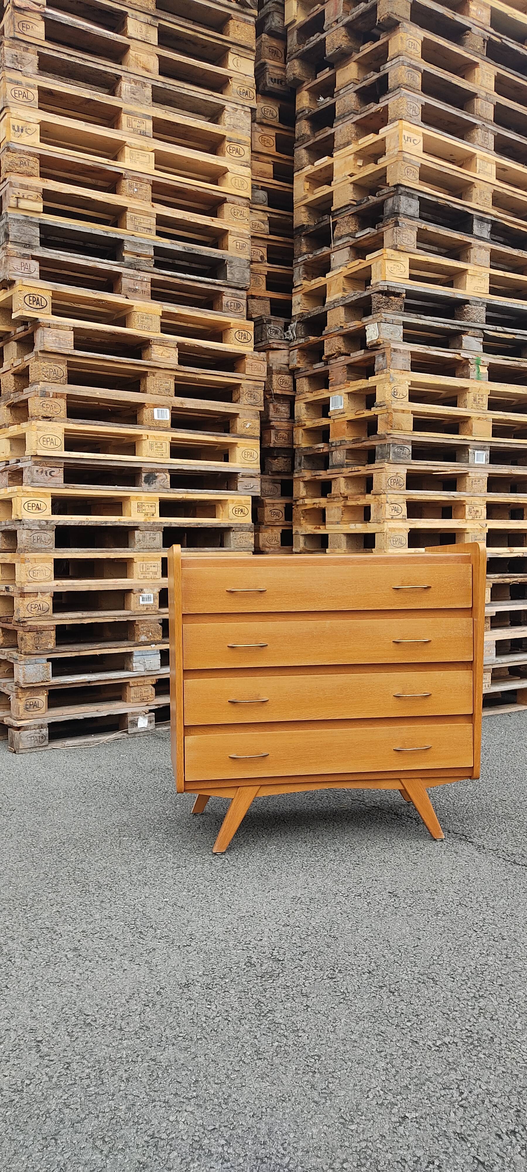 Vintage chest of drawers