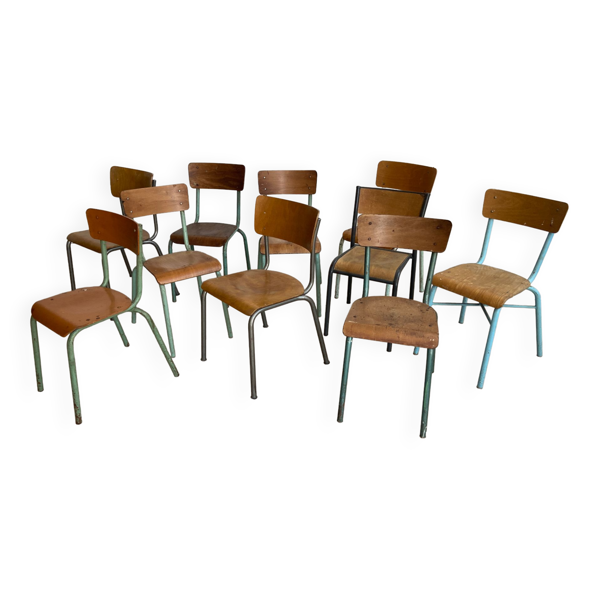 Set of 10 industrial chairs