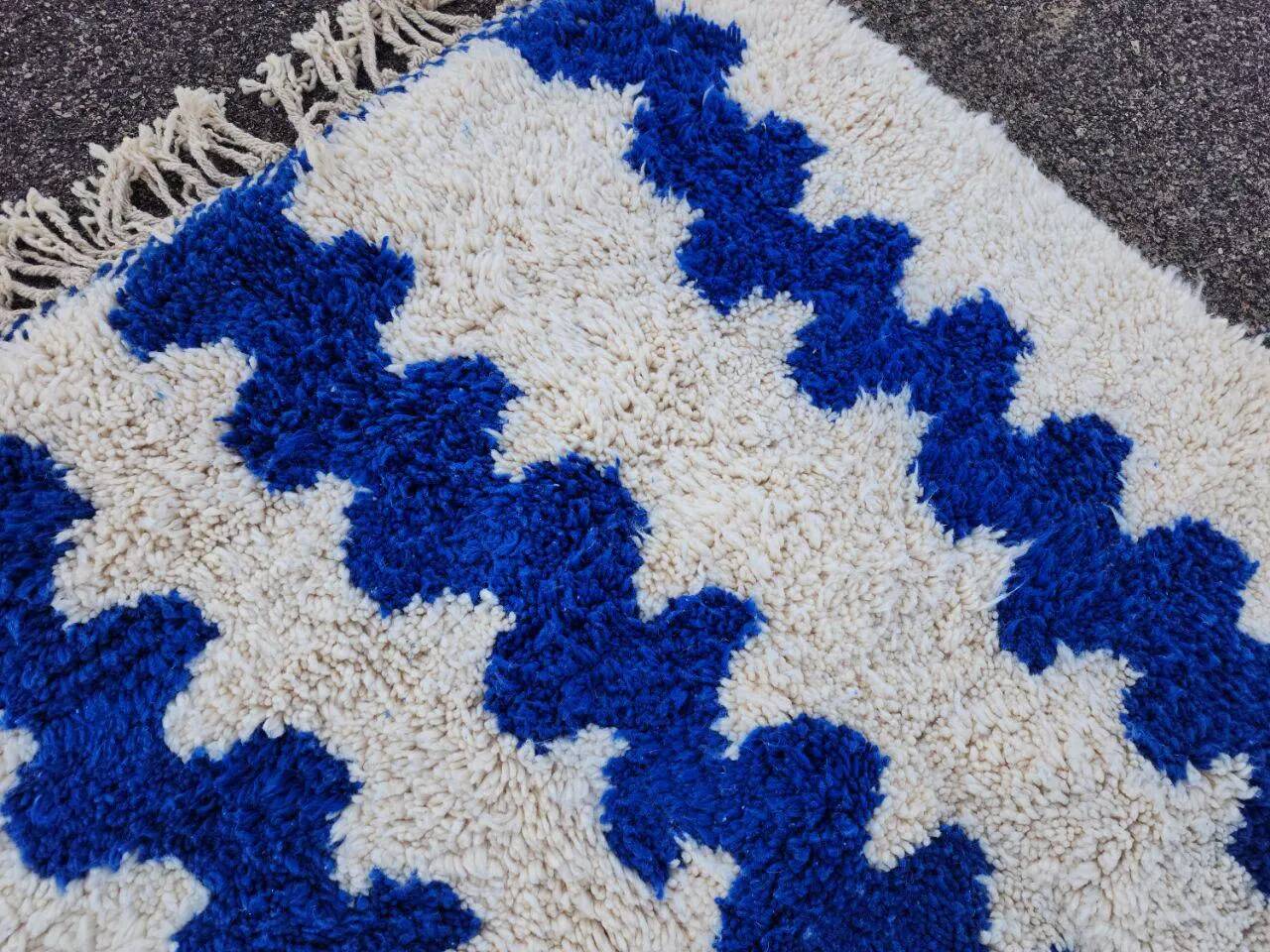 Handmade Moroccan rug pure wool 2.5x1.5 m