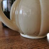 Enamelled ball pitcher