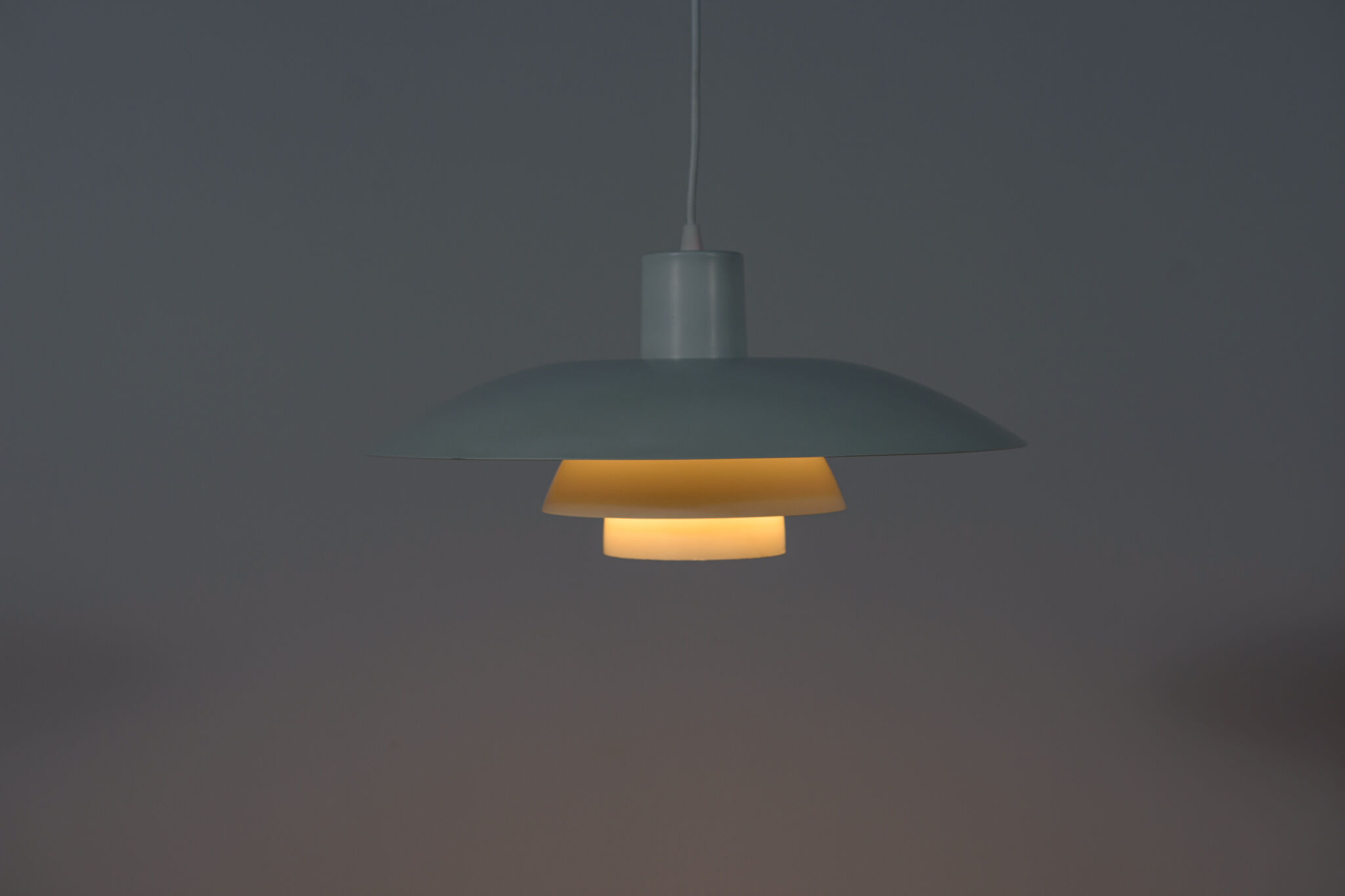 Mid-century ph4 pendant lamp by poul henningsen, 1960s