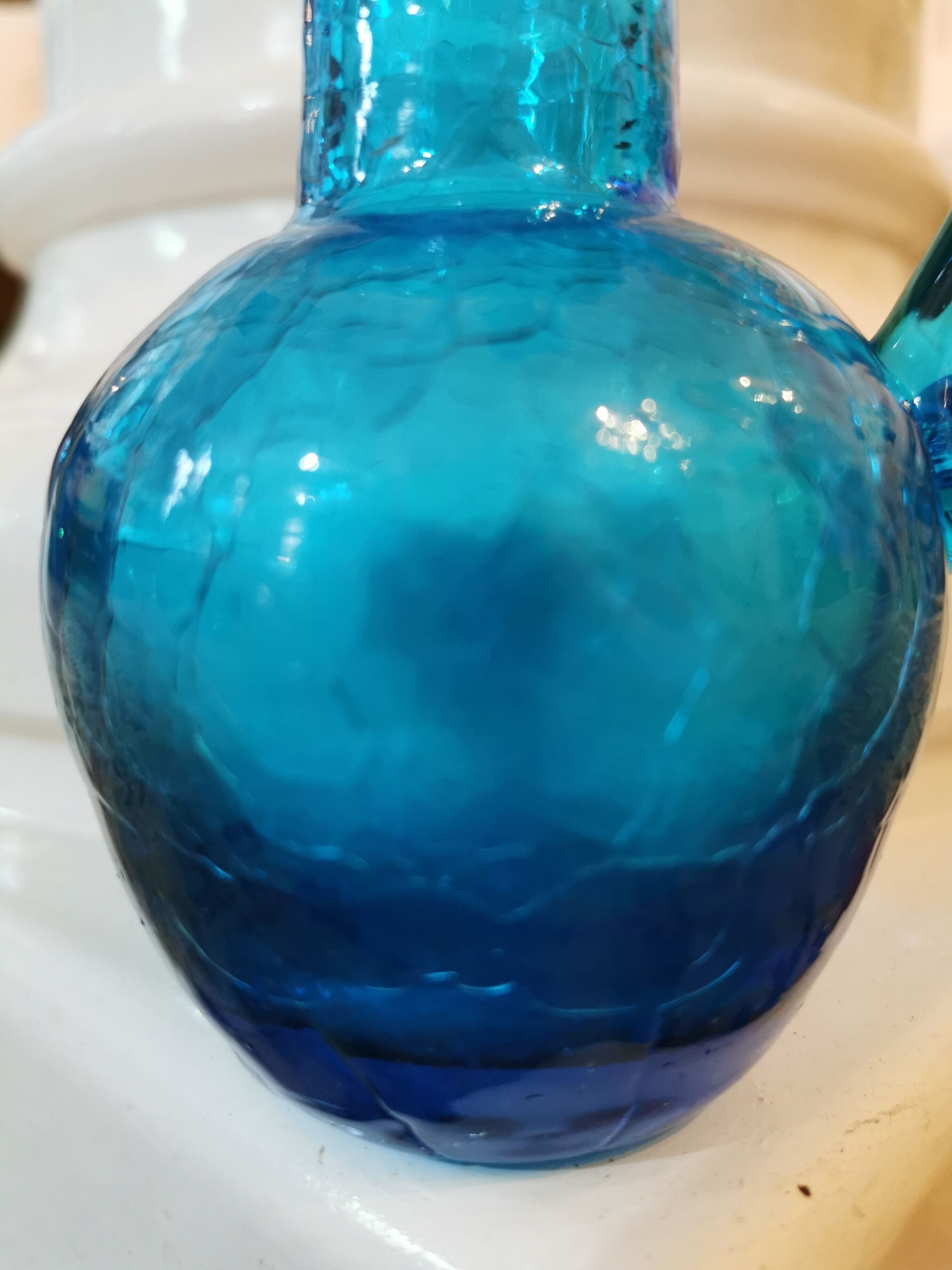 Murano vase with crackled glass