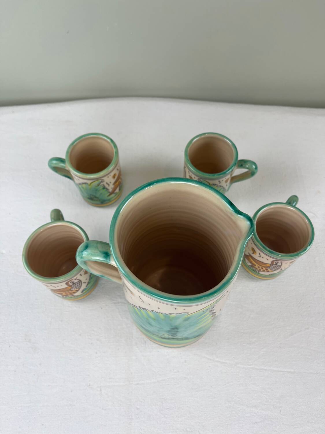 Decorated ceramic tableware