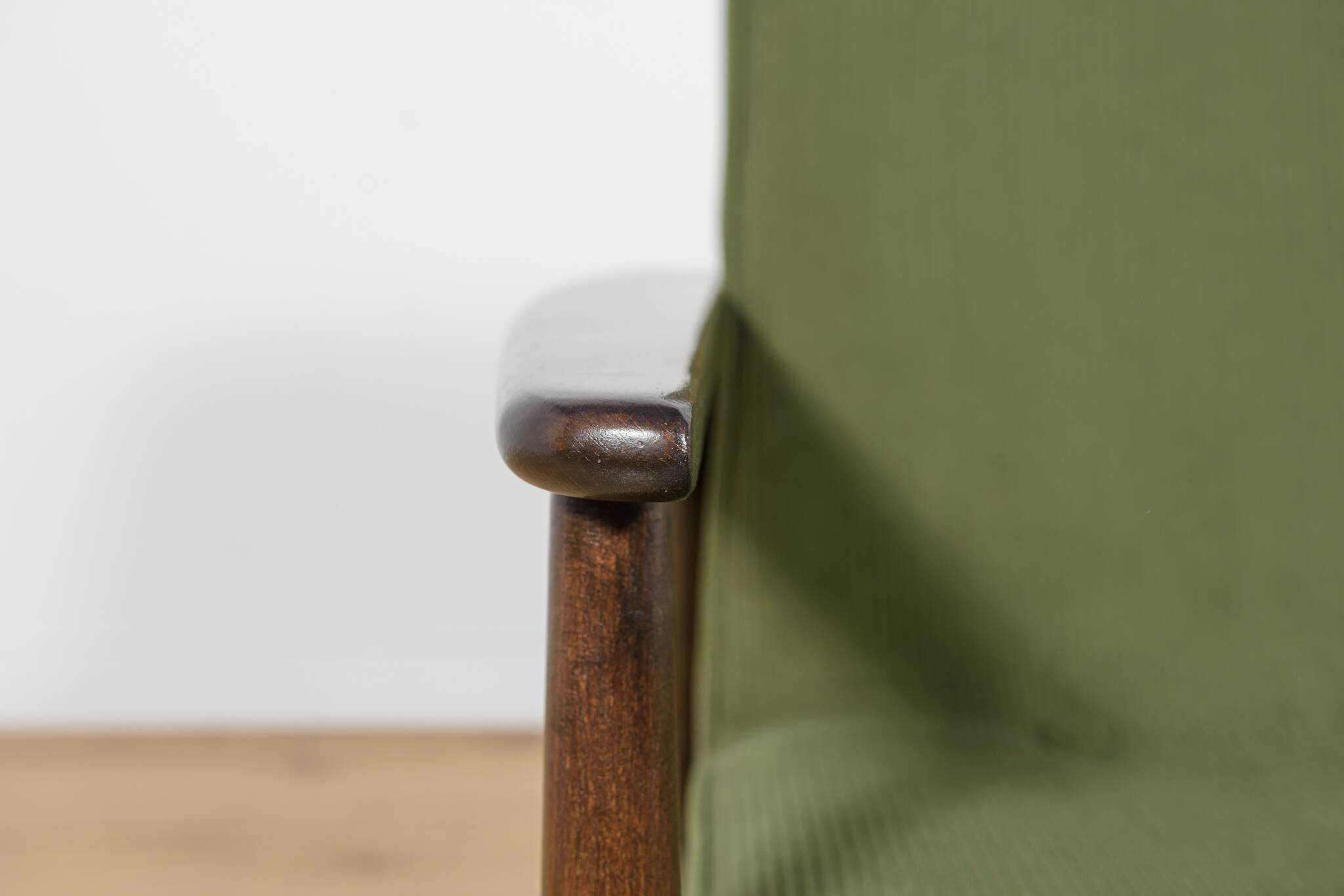 Model 300-192 Armchairs by Juliusz Kędziorek for Gościcińska Fabryka Mebli.