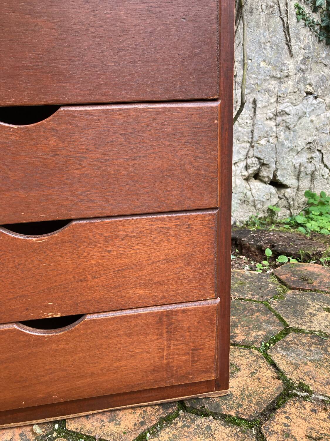 Vintage storage unit