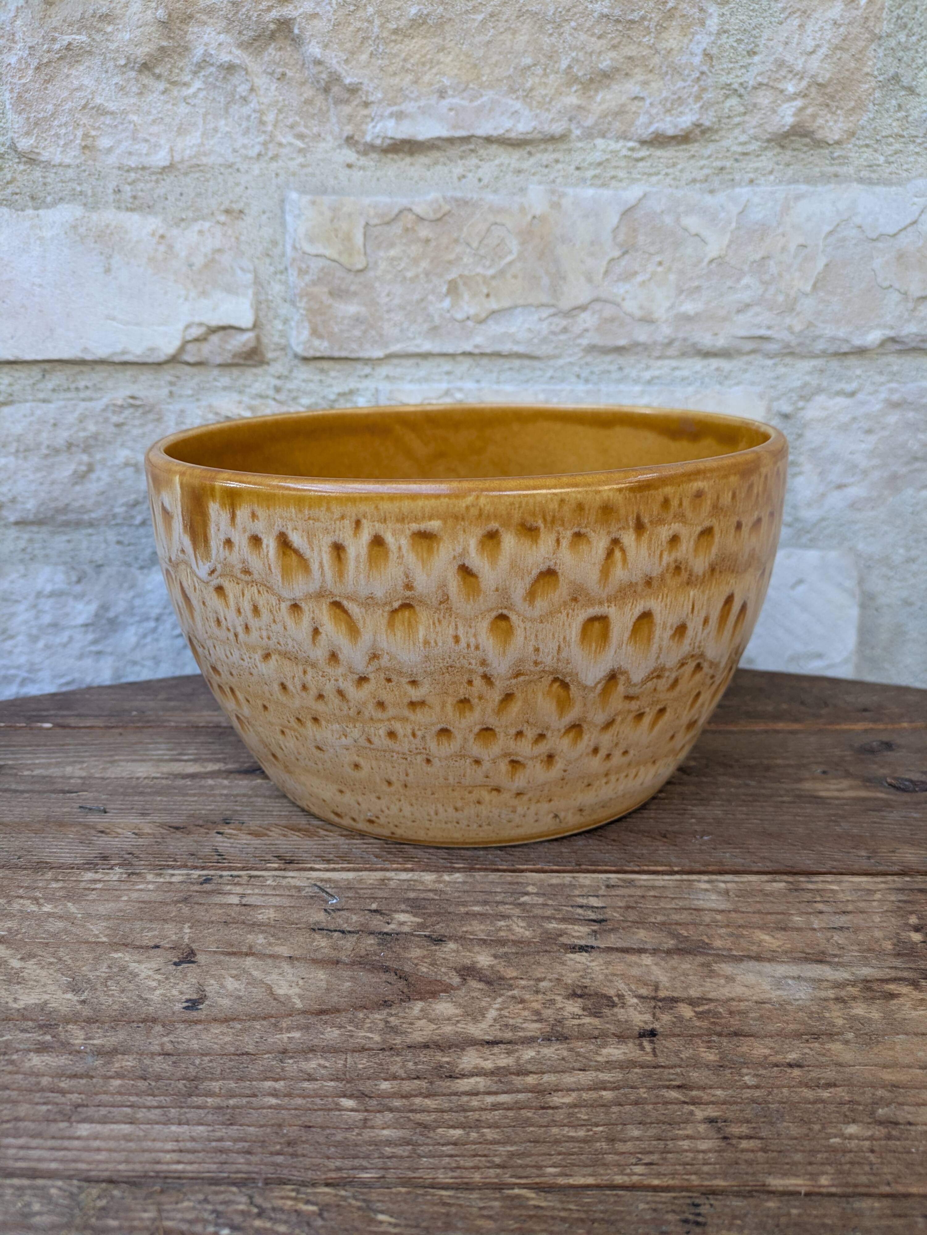 Vintage stoneware salad bowl from Niderviller, Fauve model, 1960s/70s, 24.5cm.