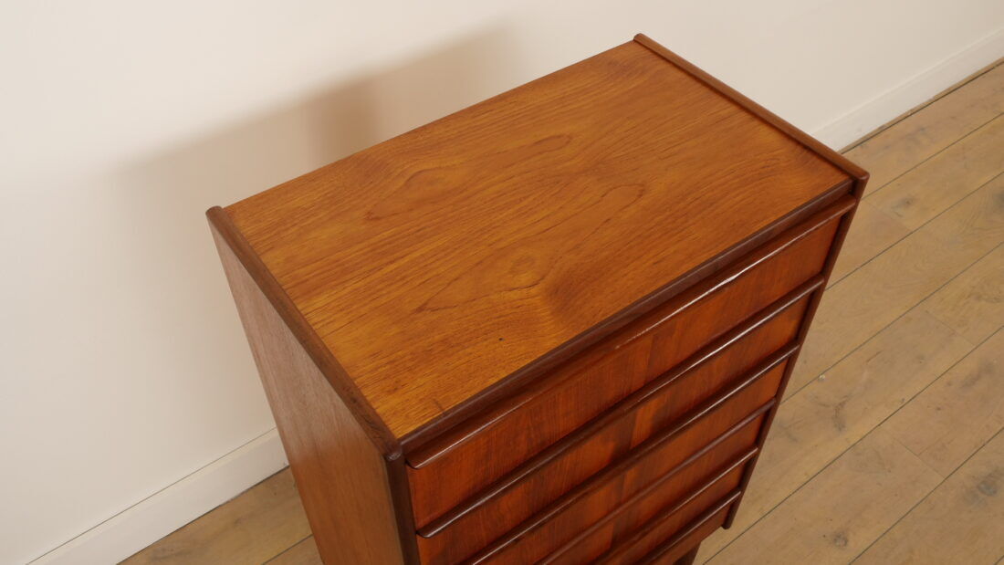 Vintage Danish chest of drawers | Teak | 6 drawers | 105 cm