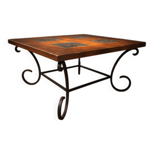 Grande table carrée