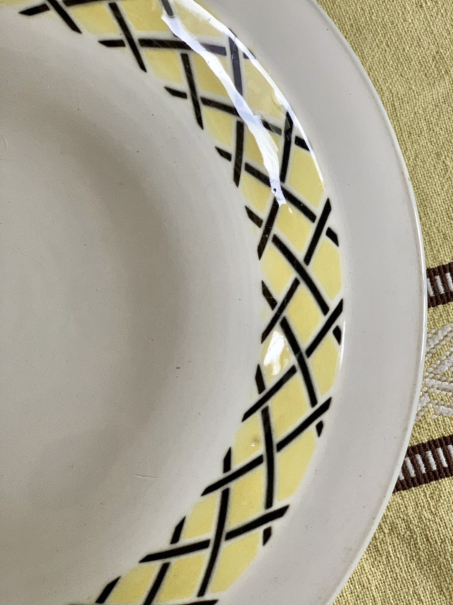 Hollow round dish Badonviller 1950