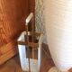 White lacquered wood and brass umbrella stand / vintage 60s-70s