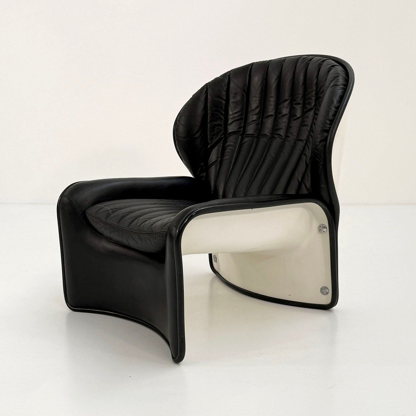 Lotus armchair by André Vandenbeuck for Strässle International, 1969