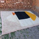 Traditional handmade wool rug size 150 x 250 cm