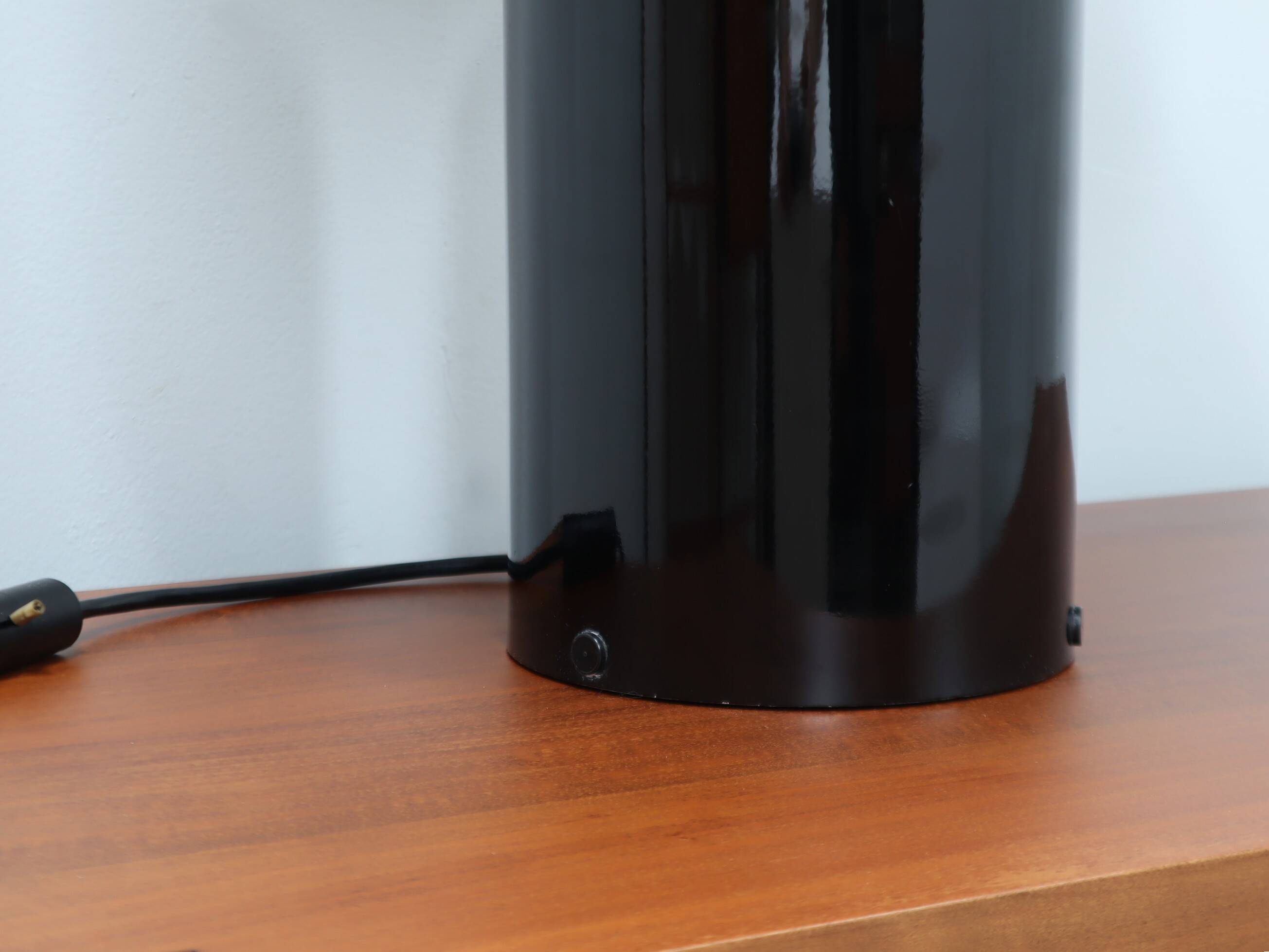 Lampe de table Oluce Atollo 233 Vico Magistretti grande version précoce des années 1980