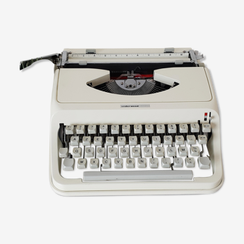 Machine à écrire Underwood fonctionnelle blanche