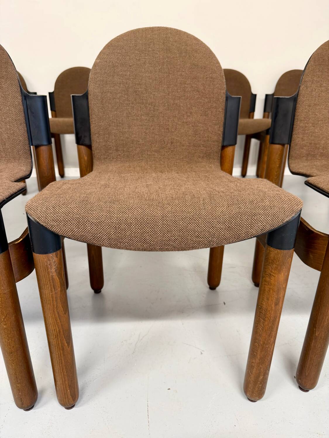 Set of 8 postmodern THONET FLEX chairs designed by Gerd Lange, vintage 80s.