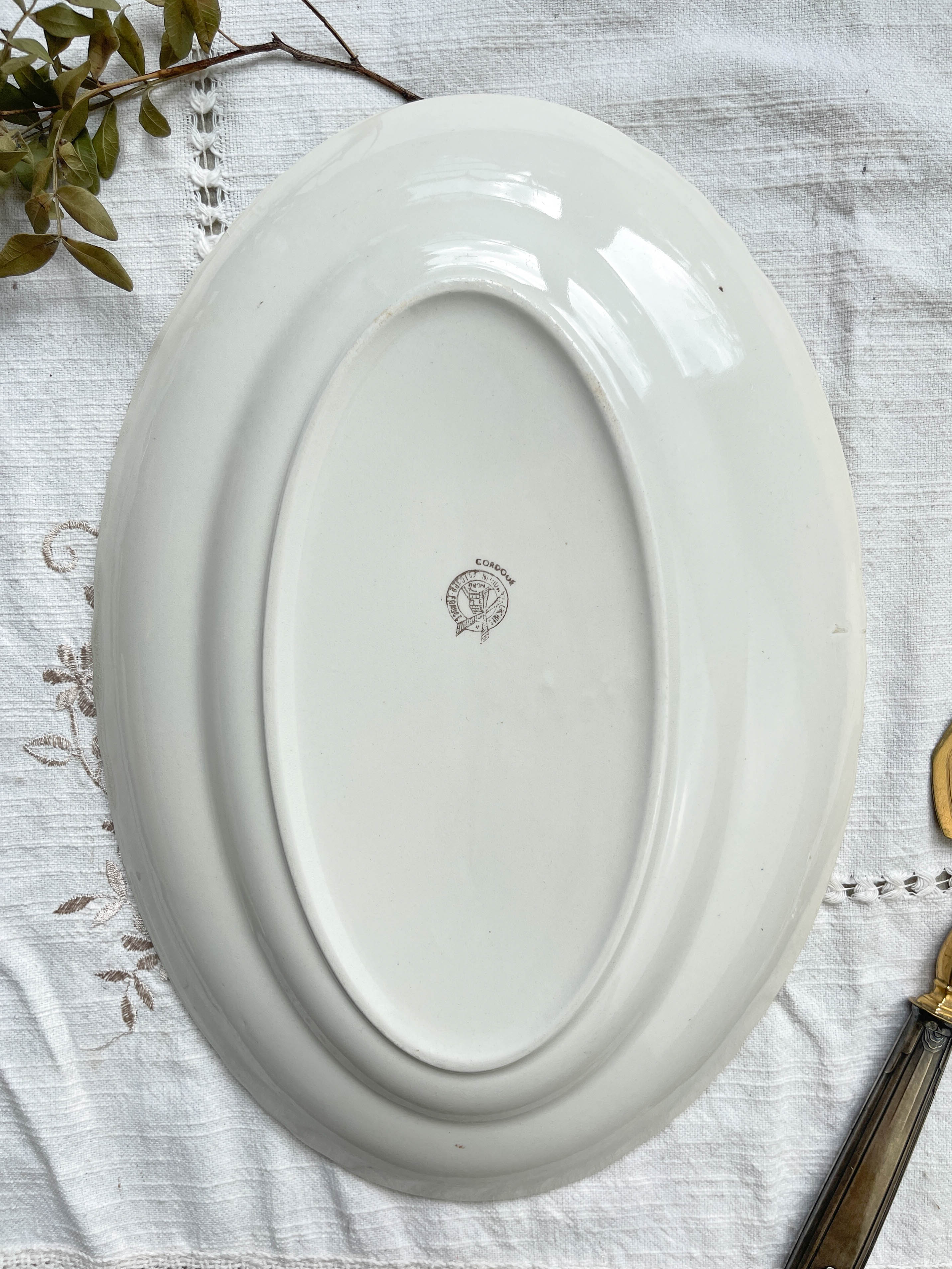 Vintage oval dish in flowered earthenware Moulin des Loups model "Cordoba"