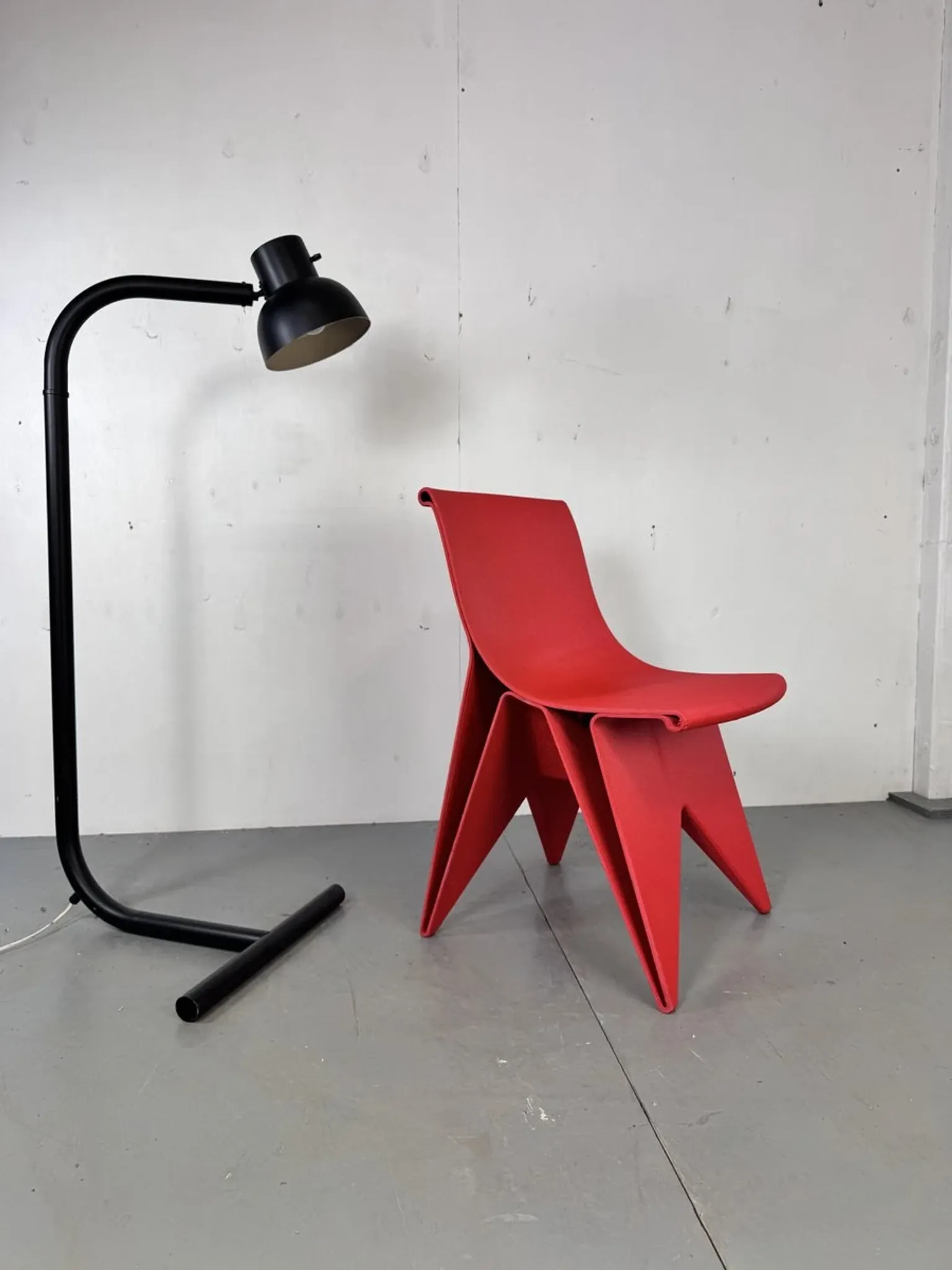 Chaise imprimée au style moderne futuriste et infini attribuée à Dirk van de Kooij, années 2000.