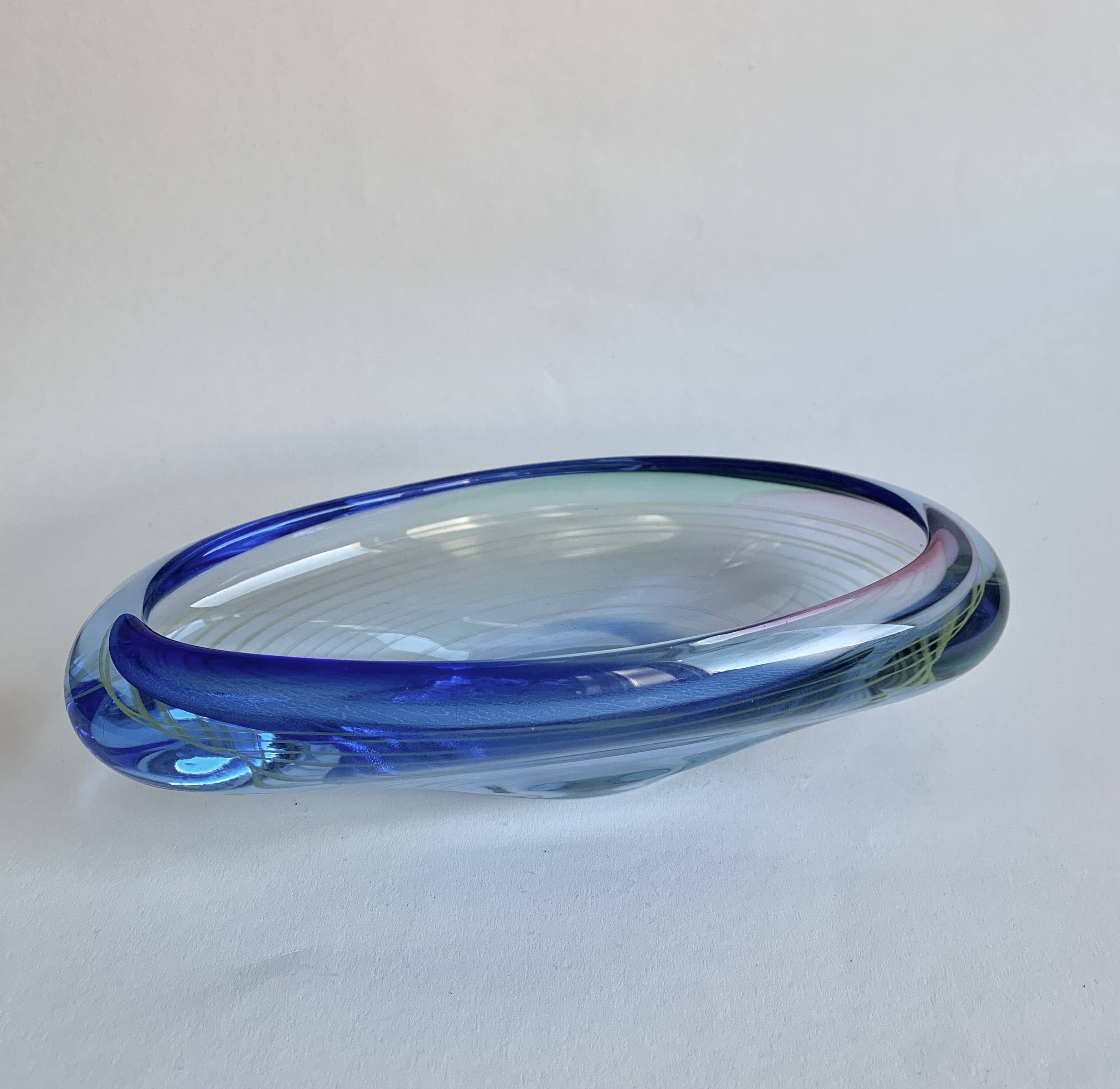 Large glass bowl, Murano, 1980s.